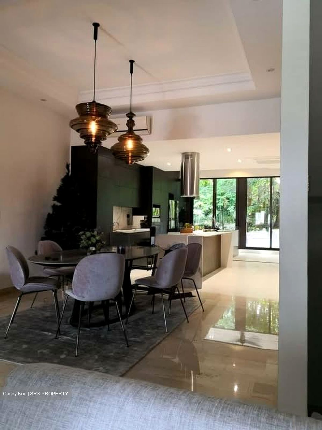 La Suisse (D11), Terrace #552403711